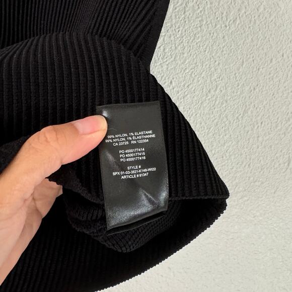 Aritzia Babaton Tank Top Womens XS sculpt knit ribbed neutral minimalist baddie - Picture 5 of 6